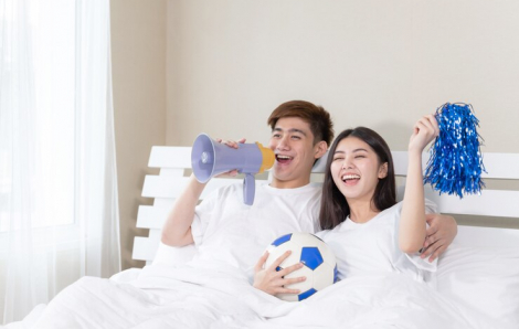 Nhóm chát của chồng khiến vợ ăn ngủ không yên