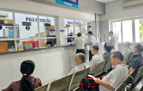 Nhiều người kiệt sức, nhập viện do thời tiết khắc nghiệt