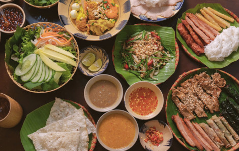Trải nghiệm ẩm thực xứ Quảng ở TPHCM