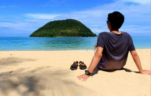 Con trai 19 tuổi đi du lịch, mẹ ở nhà lo lắng không yên