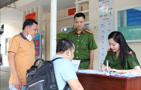 TPHCM thí điểm sang tên xe qua VNeID: Không cần hợp đồng công chứng