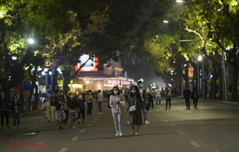 Thái Lan ghi nhận hơn 53.000 ca nhiễm COVID-19 trong 10 ngày, Việt Nam tăng nhẹ