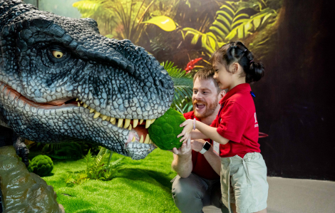 Học sinh Royal School khám phá thực tế “cực chill”, đón hè sôi động