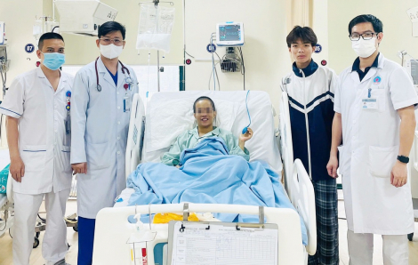 Người phụ nữ hôn mê vì hàng tỉ virus viêm gan B trong máu