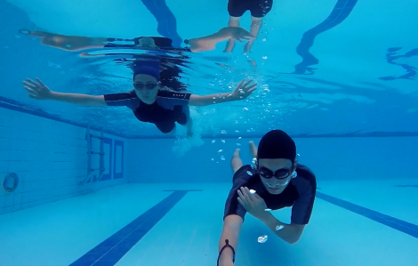 TPHCM dạy bơi miễn phí cho người dân