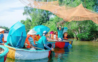 Giá cả đắt đỏ, Phú Quốc khó hút du khách dịp hè
