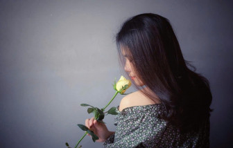 Lãng mạn hoá cuộc sống làm mẹ