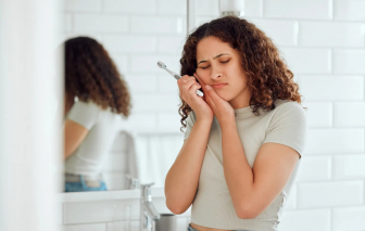 Sức khỏe răng miệng kém làm tăng đau đầu, nhức mỏi