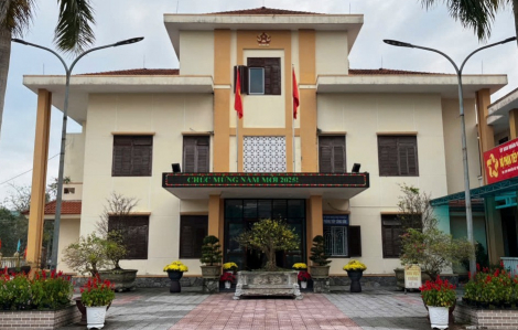 Xác minh cán bộ tư pháp phường bị tố quan hệ bất chính với Phó Hiệu trưởng