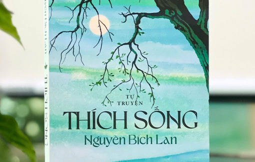 Nguyễn Bích Lan: Hoa nở trong nghịch cảnh