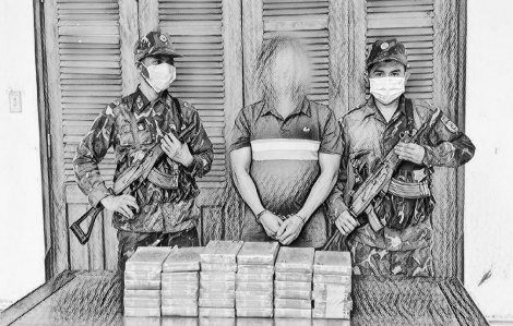 Biên phòng Quảng Nam bắt đối tượng vận chuyển 38 bánh ma túy từ Lào