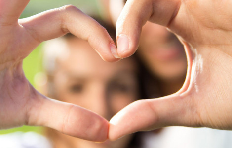 Có nên mở lòng với "chiếc áo cũ" bạn mình từng không muốn mặc?