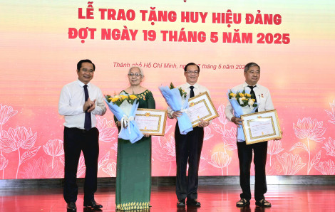 Những tấm gương lan tỏa tư tưởng Hồ Chí Minh bằng việc làm thiết thực, nhân văn