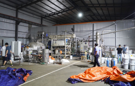 Triệt phá 3 xưởng sản xuất khí cười quy mô lớn