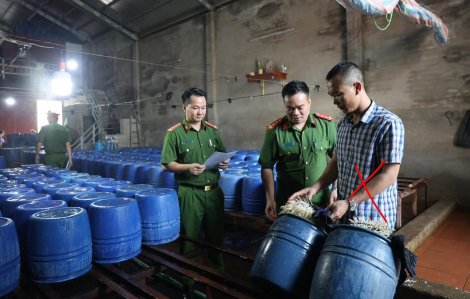 Triệt phá công xưởng sản xuất 60 tấn giá “ngậm” chất kích thích tăng trưởng