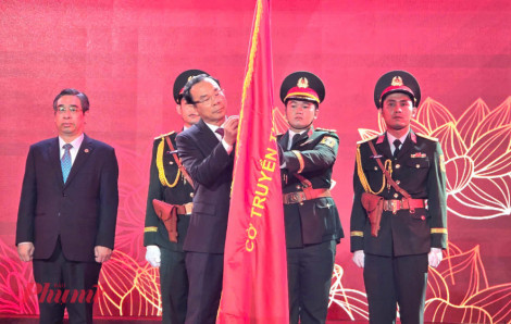 Ủy ban MTTQ Việt Nam TPHCM vinh dự đón nhận danh hiệu “Anh hùng Lao động”