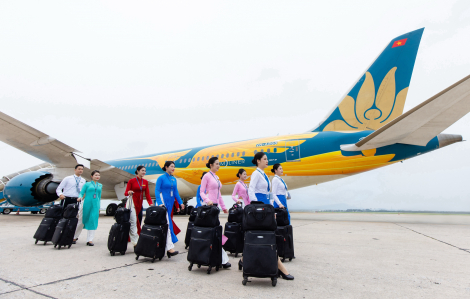Đồng phục tiếp viên Vietnam Airlines qua các thời kỳ