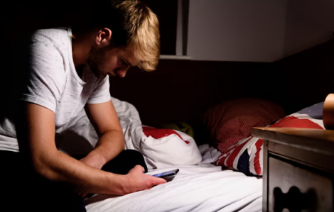 Sống trong thời đại số nhưng gần 1/2 người trẻ thích một thế giới không có internet