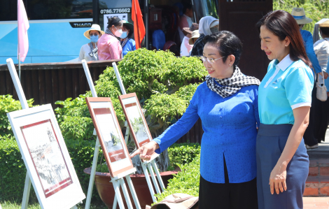 Tháng Năm, theo dấu chân Người