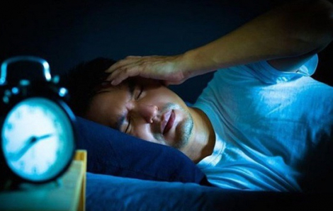 Người ít cởi mở dễ rối loạn giấc ngủ