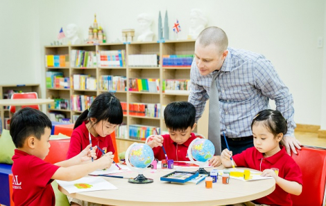 Học sinh con nhà giàu có cần hỗ trợ học phí?