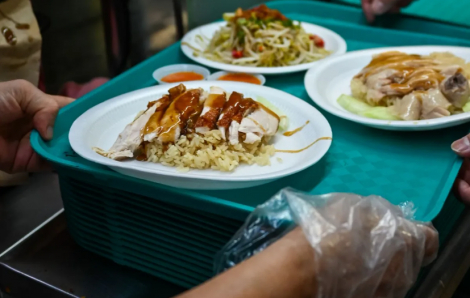 Một ngày thưởng thức ẩm thực chuẩn Michelin ở Singapore