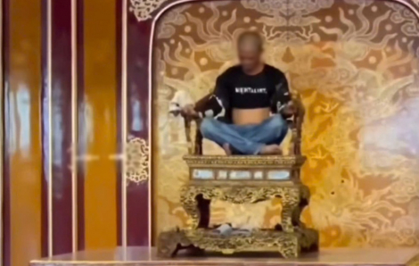 Đã bắt đối tượng phá hoại ngai vàng triều Nguyễn nhưng chưa thể lấy lời khai