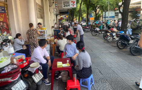 Quán vỉa hè thôi mà ngon đến úp tô