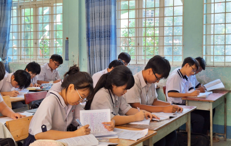 Sở GD-ĐT TPHCM yêu cầu trường học bảo vệ nhóm nguy cơ cao trước dịch COVID-19