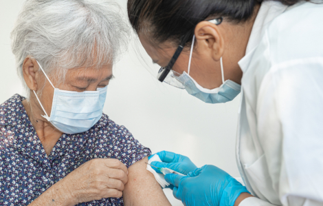 Các ca bệnh COVID-19 nhập viện hiện nay đều có bệnh nền và lớn tuổi