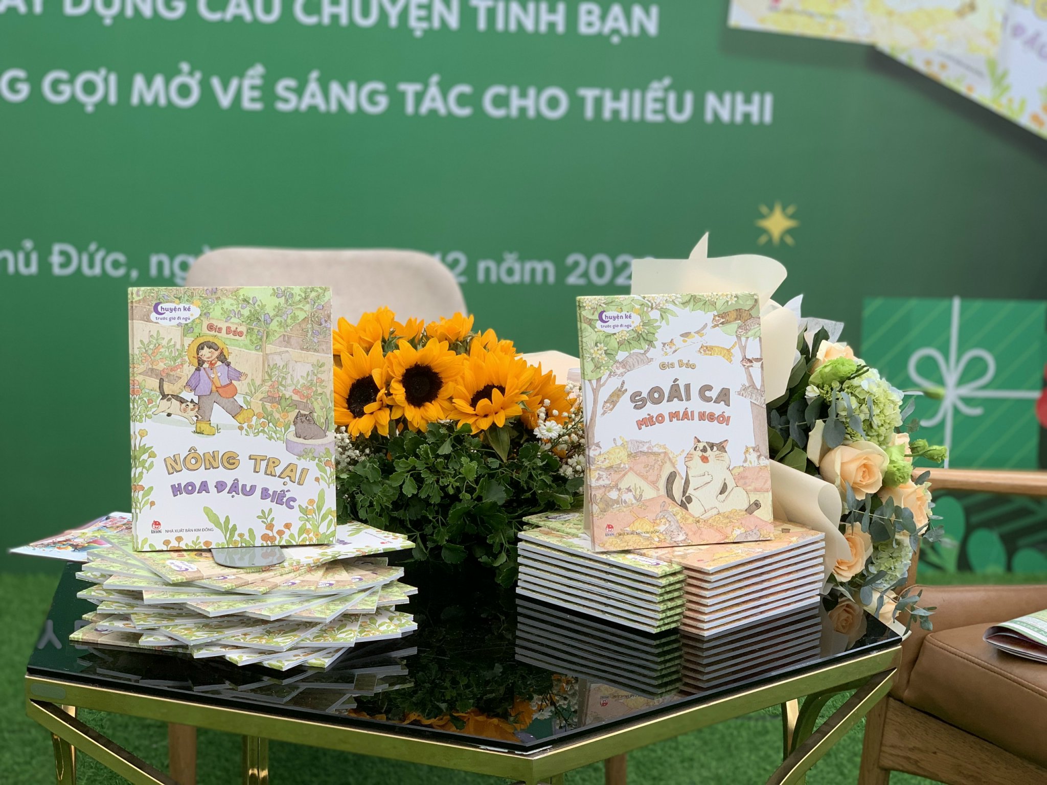 Bộ đôi tác phẩm thiếu nhi Soái ca Mèo Mái Ngói & Nông trại hoa đậu biếc (2023) đoạt giải C - Giải sách Quốc gia năm 2024