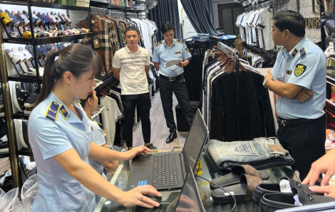 TPHCM thành lập “tổ đặc nhiệm” dẹp loạn buôn lậu, hàng giả