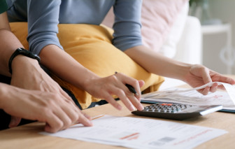 Thà chia tay chứ không góp tiền đổi nhà