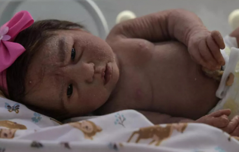 Brazil: Búp bê giống người thật đang được nhiều người chọn thay cho việc sinh con?