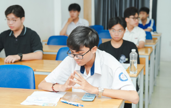 Gần 95.000 thí sinh bước vào kỳ thi đánh giá năng lực đợt 2 của Đại học Quốc gia TPHCM