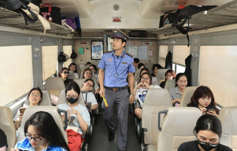 Giảm 10% giá vé tàu cho học sinh đi thi và nhập học năm 2025