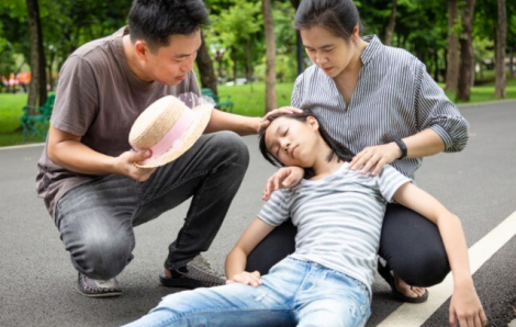 Tin tức ngày 2/6: Nhiều người nhập viện cấp cứu vì say nắng