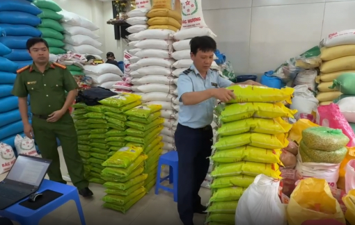 Điểm danh loạt cửa hàng bán gạo giả mạo ST25 của Ông Cua ở Hà Nội