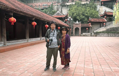 Được con dắt đi chơi