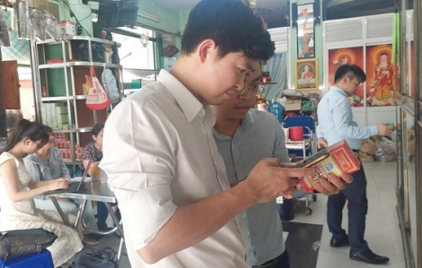 Tin tức ngày 4/6: Bộ Y tế cảnh báo 3 loại dầu xoa bóp giả