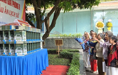 Ra mắt sách “Đoàn Văn công Giải phóng R – Một dấu ấn lịch sử”