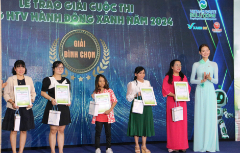 Trao giải cuộc thi “Cùng HTV hành động xanh” năm 2024