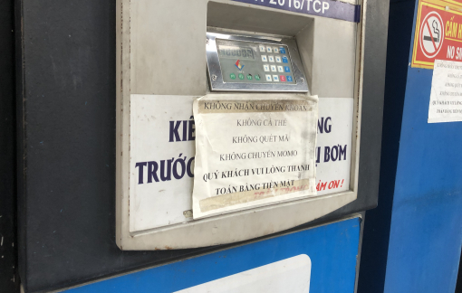 Người bán hàng "chỉ nhận tiền mặt" để né thuế có thể bị xử lý hình sự