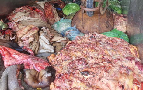 Ngăn chặn hơn 2 tấn nội tạng heo, bò không rõ nguồn gốc trên đường đi tiêu thụ