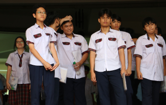 Gợi ý giải đề môn toán thi lớp Mười tại TPHCM 2025