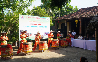 Nhóm lò khai hội Festival Mì Quảng ở Dinh trấn Thanh Chiêm
