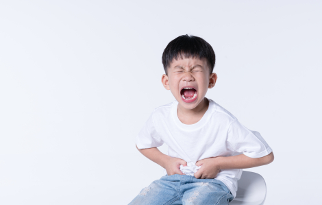 Phòng tránh, xử trí ngộ độc thực phẩm cho trẻ mùa nắng nóng