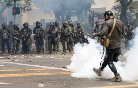 Chính quyền Mỹ huy động 2.000 quân vệ binh quốc gia đến Los Angeles trấn áp biểu tình