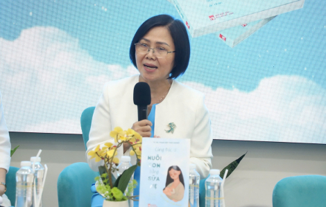 Sữa mẹ như giọt vàng gắn kết yêu thương