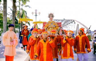 đừng dễ dãi khi “chạm” vào văn hóa!